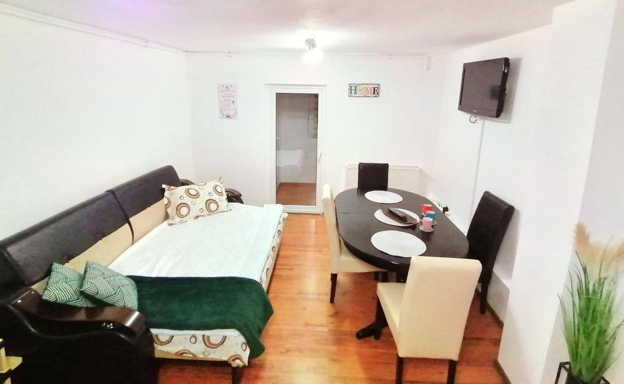 Apartament Cetate Алба-Юлія Екстер'єр фото